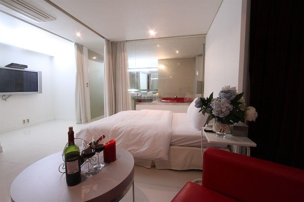 648 Hotel โซล ภายนอก รูปภาพ